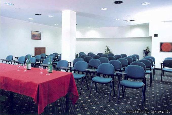 Hotel Dropiluc Druento Facilidades foto